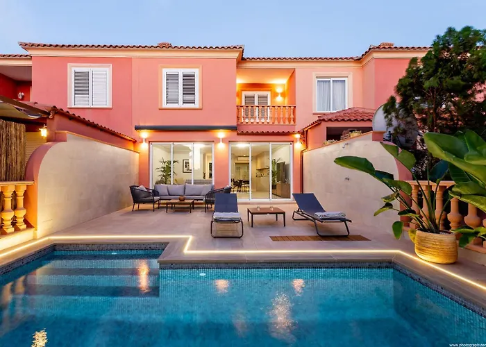 Townhouse Jardines 47 3 Or 4 Bedrooms فيلة