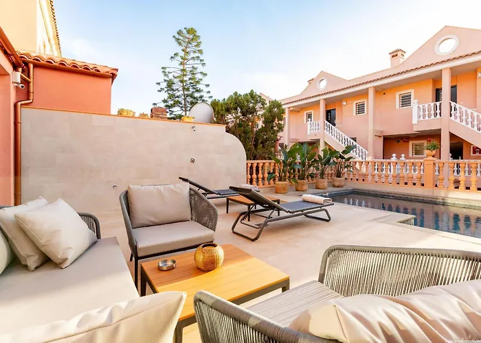 Townhouse Jardines 47 3 Or 4 Bedrooms فيلة *
