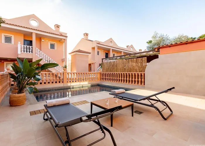 Townhouse Jardines 47 3 Or 4 Bedrooms * أذيخي