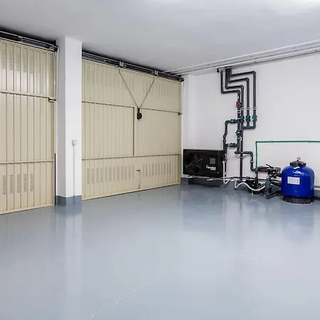 Townhouse Jardines 47 3 Or 4 Bedrooms * 아데제