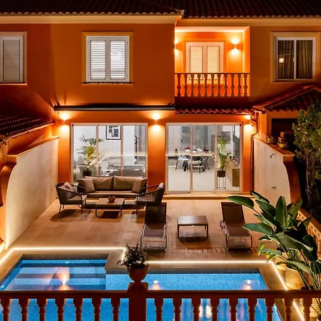 Townhouse Jardines 47 3 Or 4 Bedrooms ヴィラ *