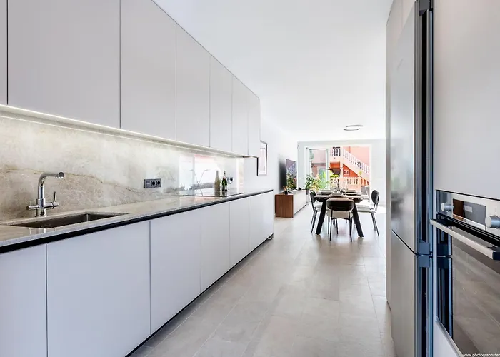 Townhouse Jardines 47 3 Or 4 Bedrooms Villa